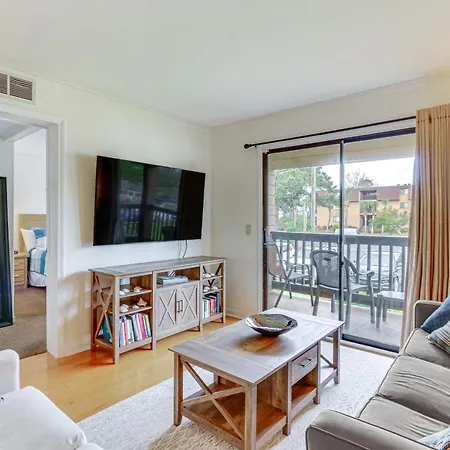 Hilton Head Condo With Deck - Walk To Beach And Pool!